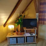 Pension/fewo E. Tschernach Πανσιόν