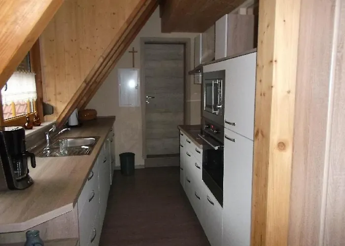 Gasthof Pension/fewo E. Tschernach 3*